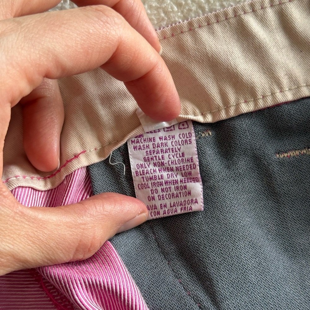 Vintage Y2K Diesel Pink Mid Rise Shorts | Size 27–29 - Picture 5 of 9
